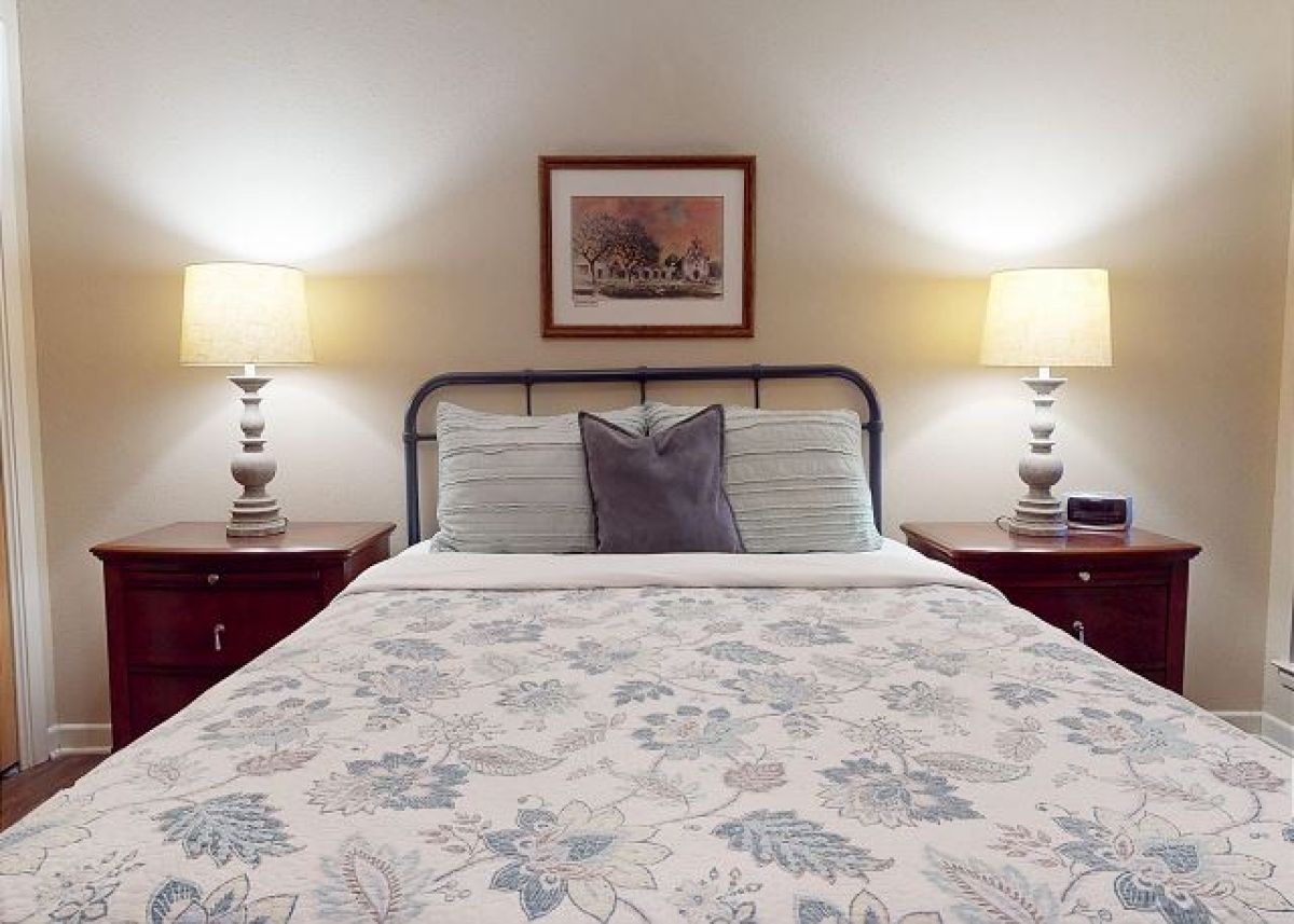 2nd bedroom